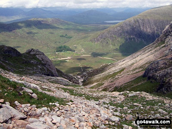 Walk h143 Buachaille Etive Mor (Stob Dearg) from Altnafeadh, The Pass of Glen Coe - Altnafeadh in The Pass of Glen Coe with Beinn Bheag (left) and Beinn a' Chrulaiste (right) from Coire na Tulaich