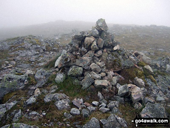 Walk h174 Buachaille Etive Mor (Stob Dearg) and Stob na Doire (Buachaille Etive Mor) from from Altnafeadh, The Pass of Glen Coe - Cairn on the summit of Stob Na Doire (Buachaille Etive Mor)