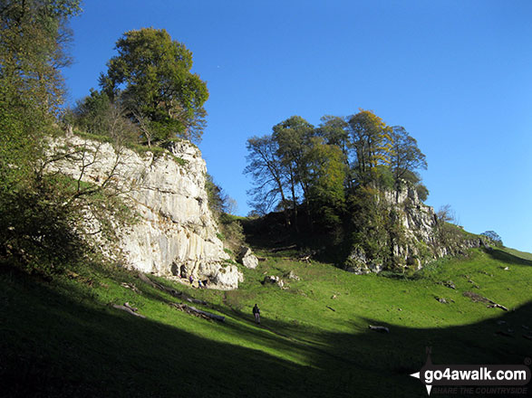 Walk d134 Wolfscote Dale, Biggin Dale, Biggin and The Tissington Trail from Alsop-en-le-Dale Station - Upper Wolfscote Dale