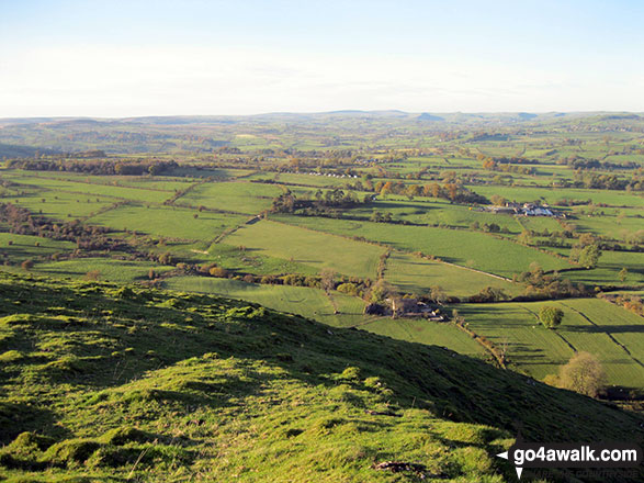 Walk s113 Milldale, Wolfscote Dale, Wolfscote Hill, Narrowdale Hill and Gratton Hill from Alstonefield - The view from Narrowdale Hill