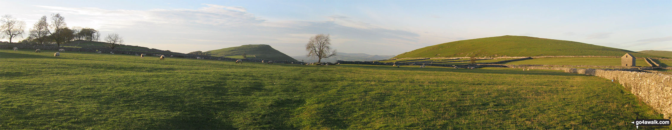 Narrowdale Hill (right) and Gratton Hill (right) from near Alstonefield