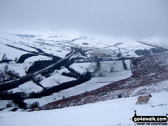 Walk d271 Winhill Pike (Win Hill) from Yorkshire Bridge - The Vale of Edale from Hope Bank, Winhill Pike (Win Hill) under a blanket of heavy snow