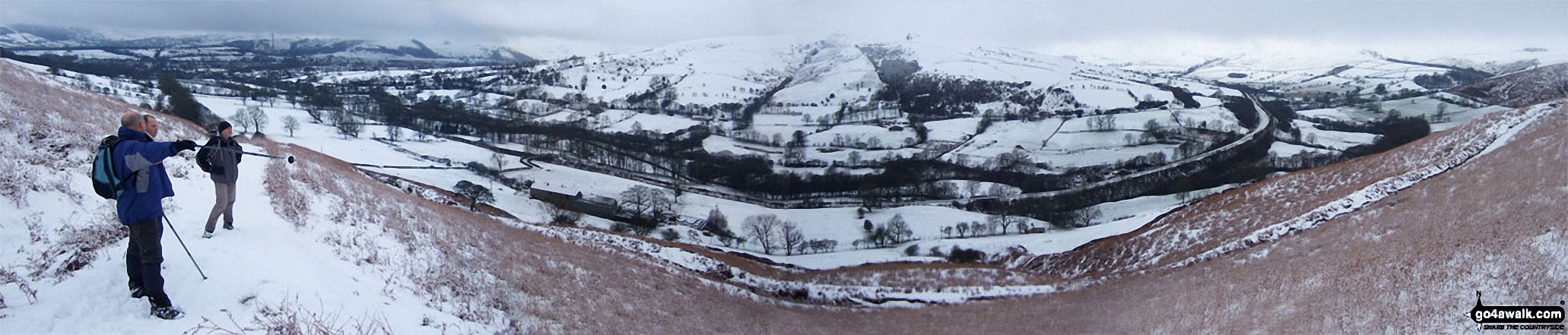 Shatton Edge, Lose Hill (Ward's Piece) and The Vale of Edale from Hope Bank, Winhill Pike (Win Hill) under a blanket of heavy snow