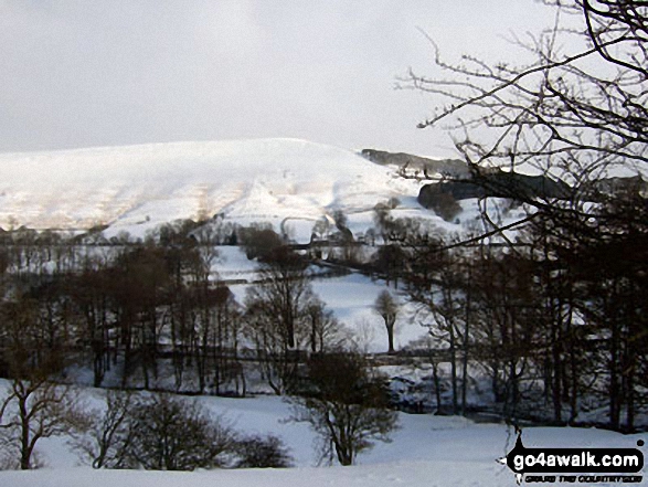 Walk c408 Grisedale Pike and Causey Pike from Braithwaite - Winhill Pike (Win Hill) from The River Noe Valley north of Hope in heavy snow