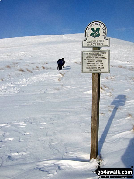 Walk d224 Lose Hill from Edale - Climbing towards the summit of  Lose Hill (Ward's Piece) in arctic snow conditions