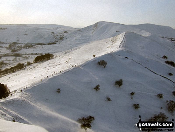 Walk d224 Lose Hill from Edale - Mam Tor and Hollins Cross in deep snow from the summit of Back Tor (Hollins Cross)