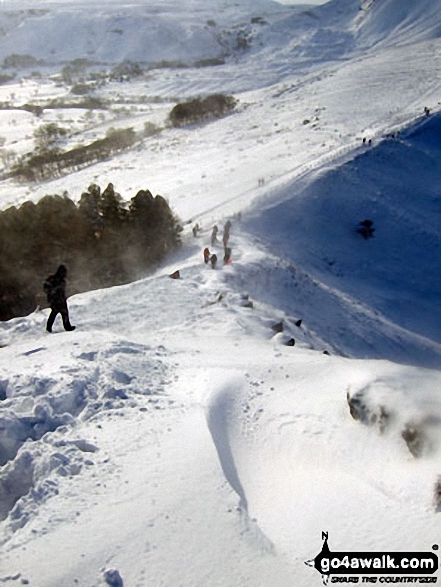 Walk d224 Lose Hill from Edale - The steep descent to Hollins Cross in deep snow from the summit of Back Tor (Hollins Cross)