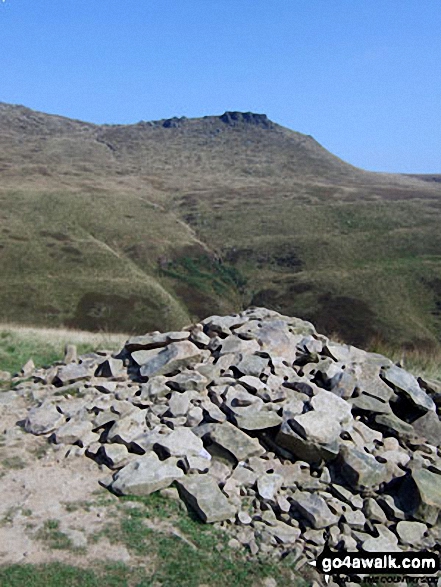 Walk d240 Kinder Downfall and Kinder Scout from Edale - Pym Chair from the large cairn at the top of Jacob's Ladder (Edale)