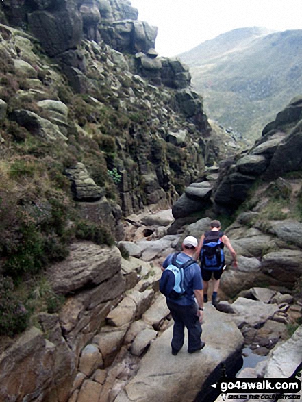 Walk d296 Jacob's Ladder and Kinder Scout from Edale - Descending Grindsbrook Clough