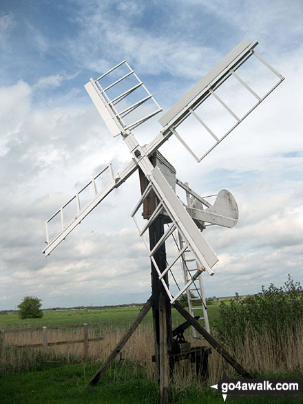 Walk nf117 The River Bure from South Walsham Broad (Pilson Green) - Palmer's Drainage Mill on the banks of Upton Dyke