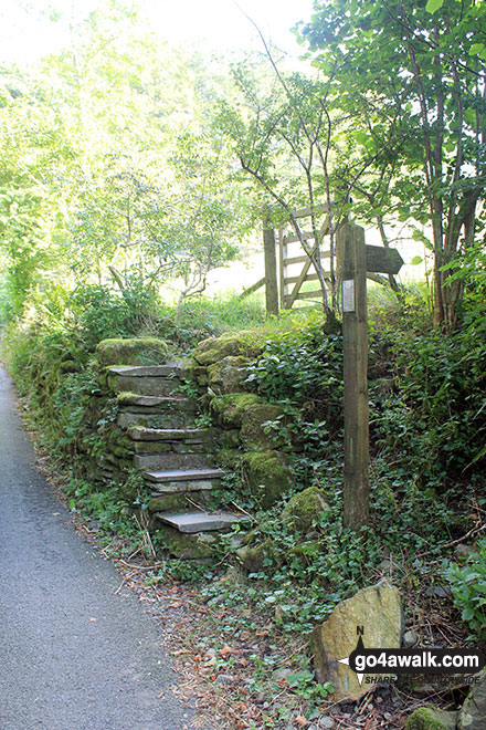 Walk c480 Hollow Moor (Green Quarter) from Kentmere - Stone steps in Kentmere village