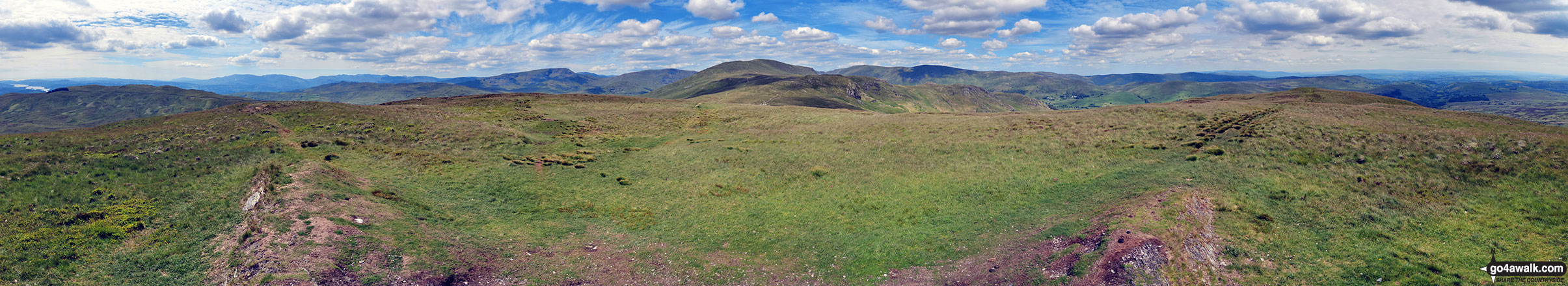 Walk c449 Sour Howes and Sallows from Kentmere - The view from the summit of Sallows