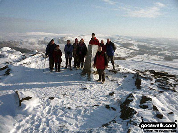 Walk d271 Winhill Pike (Win Hill) from Yorkshire Bridge - On the summit of Winhill Pike (Win Hill) in the snow