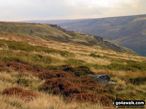 Walk d200 Millstone Rocks, Lad's Leap and Bramah Edge from Crowden - Looking down Coombs Clough to Bramah Edge from Lad's Leap