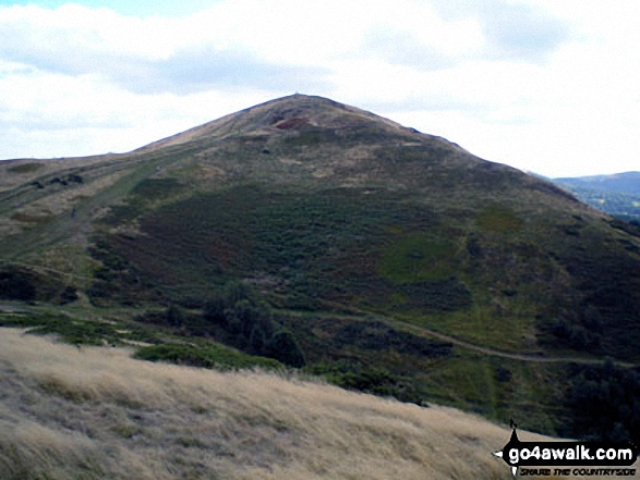 Sugarloaf Hill (Malverns) from the top of Malvern (Worcestershire Beacon) 