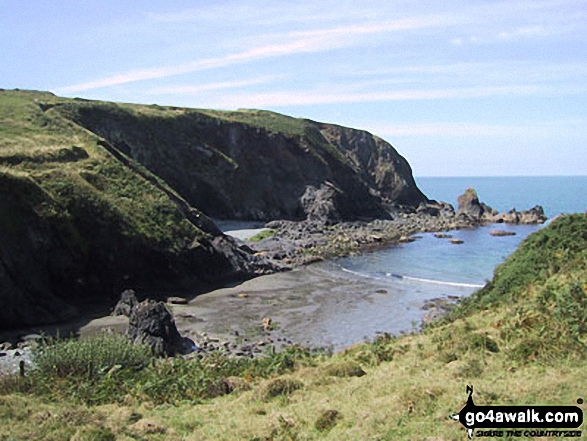 Walk pe100 Abercastle and Careg Samson from Trefin - The Pembrokeshire Coast Path