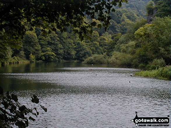 Walk d246 Miller's Dale and Water-cum-Jolly Dale from Tideswell - The River Wye in Water-cum-Jolly Dale