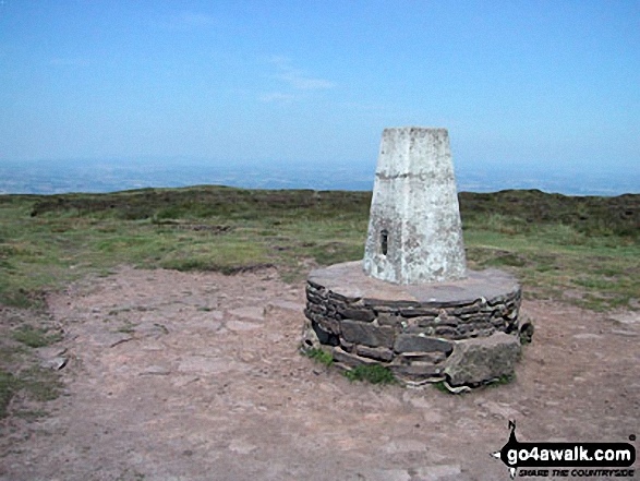 Walk po120 Hay Bluff, Twmpa and Rhos Dirion from Pen yBeaconStone Circle - Hay Bluff summit trig point