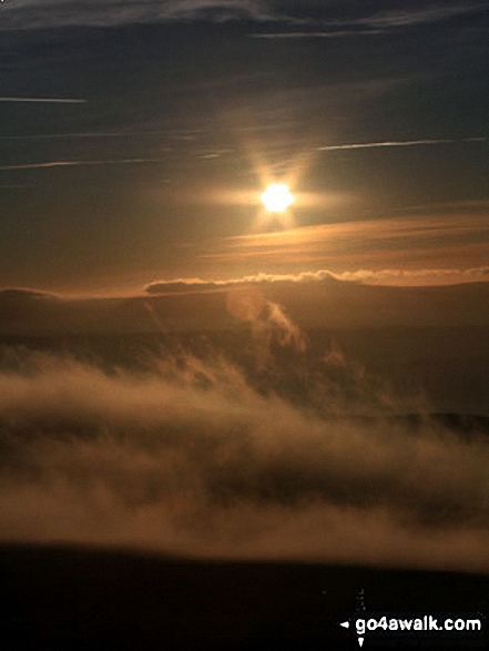 Walk ny154 Ingleborough and the Ingleton Waterfalls from Ingleton - Sunset from the summit of Ingleborough