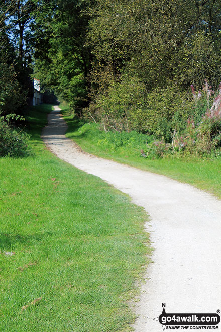 Walk d146 The High Peak Trail and Kenslow Knoll from Middleton-by-Youlgreave - The High Peak Trail at Friden Station