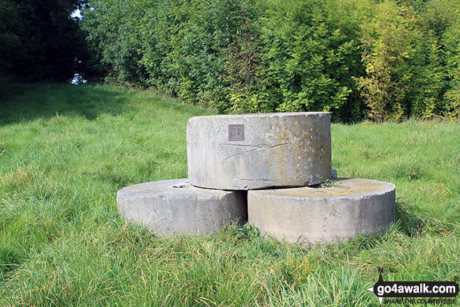 Kenslow Knoll summit sculpture 