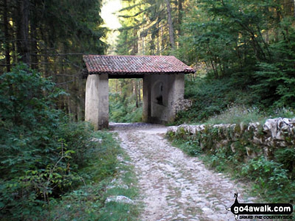 Walk ve101 Monte Baldo - Cime di Ventrar, Cime Delle Pozette and Cime di Valdritta from Malcesine - The square arched shrine at Il Signor on the lower slopes of Monte Baldo