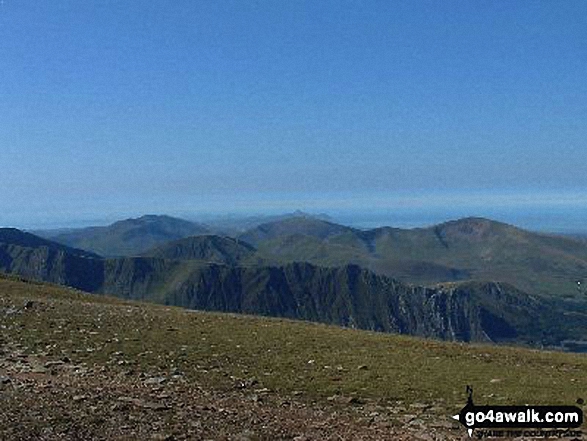 Walk gw147 Y Garn (Glyderau) from Ogwen Cottage, Llyn Ogwen - The view from Y Garn (Glyderau) summit