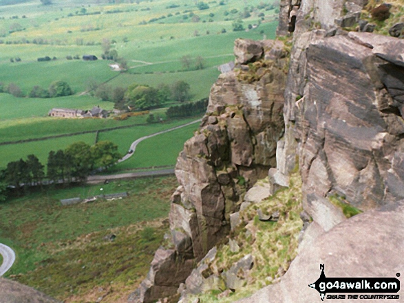 Walk s104 The Roaches from Five Clouds, Upper Hulme - On Hen Cloud and The Roaches