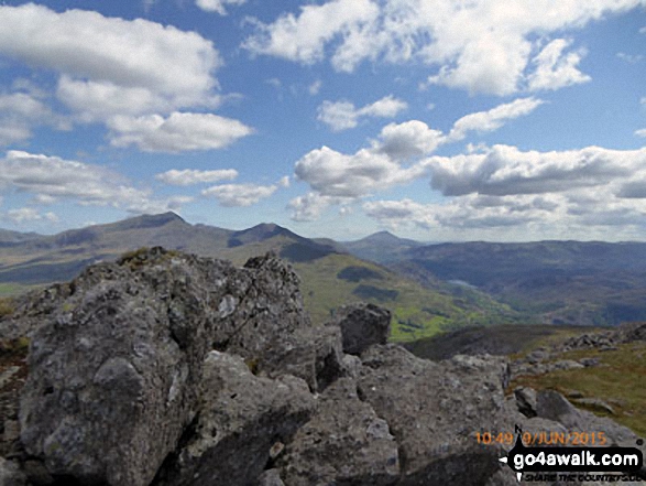 Mynydd Tal-y-mignedd (left) and Mynydd Drws-y-coed with Moel Eilio (right, in the distance) from the cairn on the summit of Moel Yr Ogof