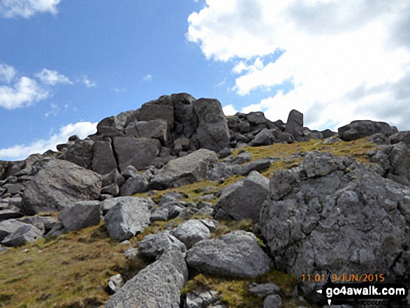 Walk gw192 Moel Hebog from Beddgelert - Approaching the summit of Moel Lefn