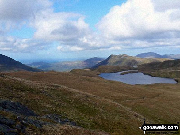 The shoulder of Moelwyn Mawr (left) and Cnicht above Llyn Conlog from Allt-fawr (Moelwyns) 