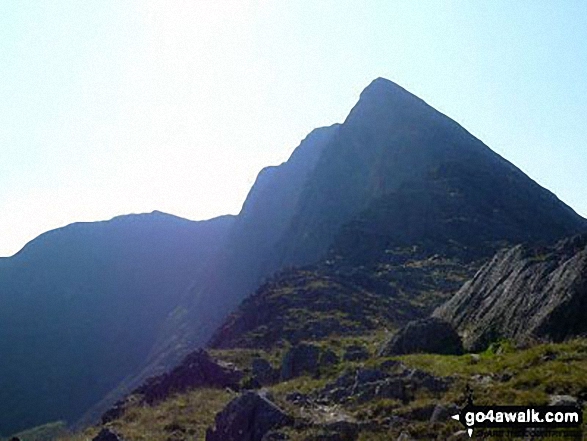 Walk gw117 Snowdon and Yr Aran via The Watkin Path from Bathania, Nantgwynant - Y Lliwedd, Y Lliwedd (East Top) and Y Lliwedd Bach from the Watkin Path on Bwlch Ciliau