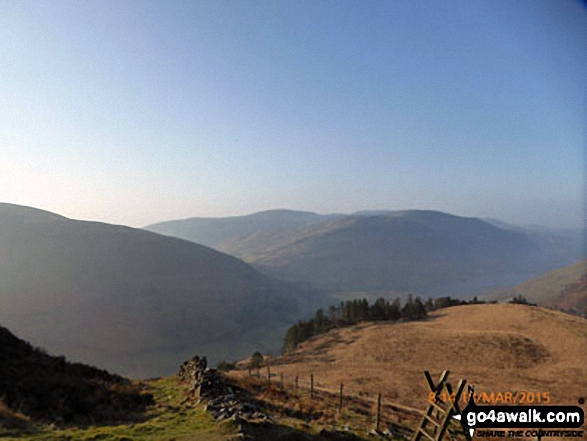 Ceiswyn (Minffordd) (left), Mynydd Braich-goch and Graig Goch (Tal-y-llyn) from Mynydd Moel path above Nant Cadair