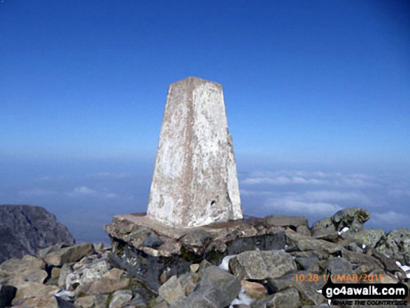 Walk gw123 Cadair Idris (Penygadair) Cyfrwy and Craig Cwm Amarch from Llanfihangel-y-pennant - Cadair Idris (Penygadair) summit trig point