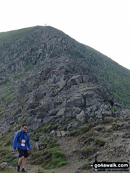 Walk c394 Helvellyn, Catstye Cam and Sheffield Pike from Glenridding - Looking up Swirral Edge