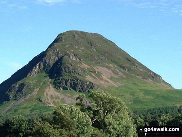 Walk c212 Burnbank Fell, Gavel Fell, Hen Comb and Mellbreak from Loweswater - Mellbreak