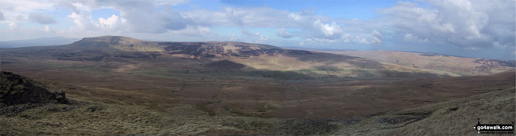 Pen-y-ghent and Plover Hill from the Pennine Way on Fountains Fell