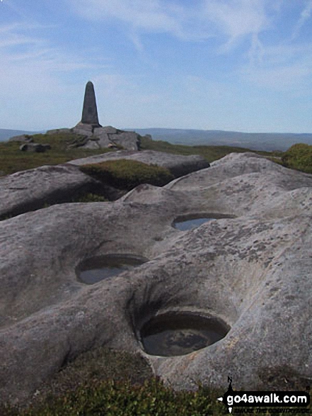 Walk ny124 Rylstone Fell, Cracoe Fell, Thorpe Fell Top and Embsay Moor from Embsay - Rylstone Cross on Rylstone Fell