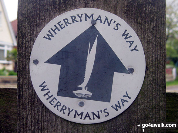 Walk nf160 Berney Mill from Reedham - Wherryman's Way waymarker