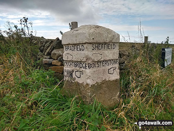 Old sign post on the crossroads near the summit of Onesmoor (Kirk Edge)