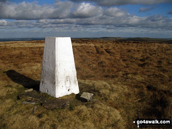 Walk wy139 Blackstone Edge and Dog Hill (Rishworth Moor) from Ryburn Reservoir - Dog Hill (Rishworth Moor) summit trig point