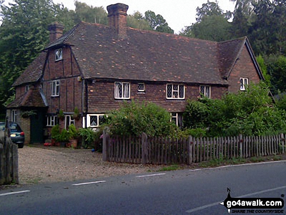 Walk su125 South Nutfield from Bletchingley - Porters near Steners Hill