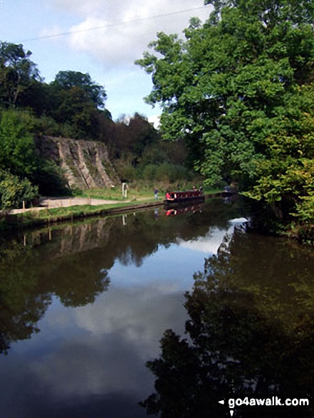 Walk s191 Consall Forge and The Caldon Canal from Froghall Wharf - Old Lime Kilns and The Caldon Canal at Consall Forge