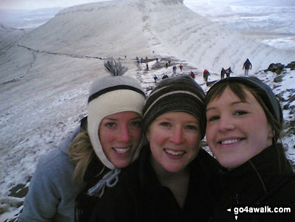 Walk po100 Pen y Fan from Neuadd Reservoir - Me and my Uni friends on Pen y Fan