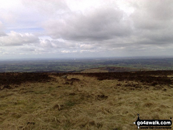 Walk ch104 Croker Hill from The Hanging Gate -  The Cheshire Plain with Jodrell Bank in the distance from the Gritstone Trail on Croker Hill