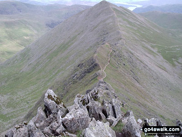 Walk c394 Helvellyn, Catstye Cam and Sheffield Pike from Glenridding - Swirral Edge and Catstye Cam from Helvellyn