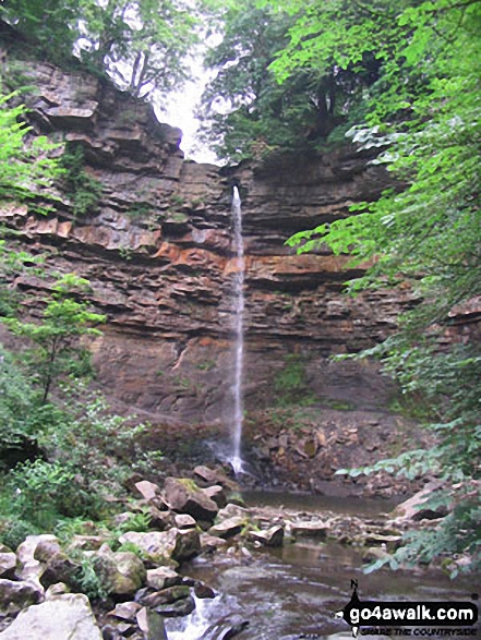 Walk ny149 Great Shunner Fell from Hawes - Hardraw Force