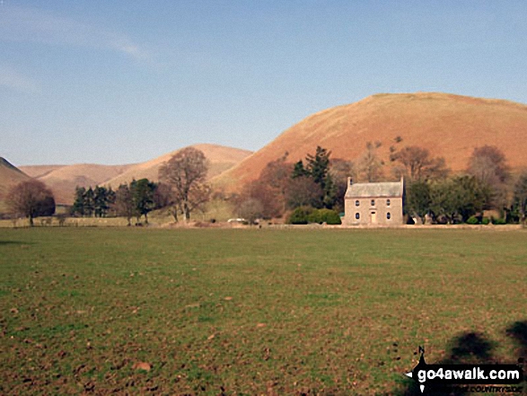 Walk bo109 Wisp Hill (Teviothead), Pikehaw Hill and Ellson Fell from the Mosspaul Hotel - Crude Hill from Fiddleton Cottage on the A7 between Carlisle and Hawick