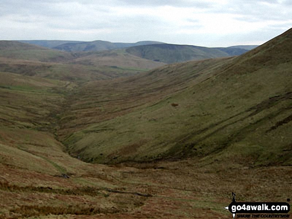 Walk bo128 Dod Hill (Teviothead) from Linhope Farm - Carewoodrighope Burn with Geordie's Hill, Guile Hass, Tamond Heights, Stockcleuch Edge and Mid Hill (Teviothead) in the distance from Sunhope Hass