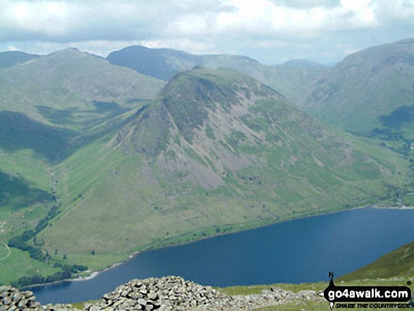 Walk c116 Illgill Head and Whin Rigg from Wasdale Head, Wast Water - Yewbarrow and Yewbarrow (North Top) beyond Wast Water from Illgill Head